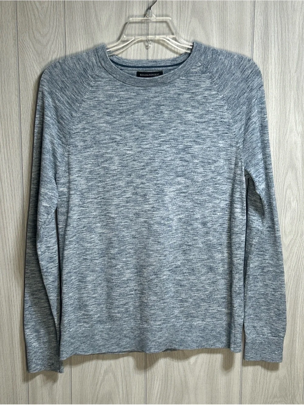 Banana Republic Men’s Blue Long Sleeve Sweater Size Medium